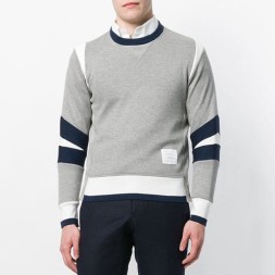 톰브라운 남여공용 신상 맨투맨 TB8677 그레이