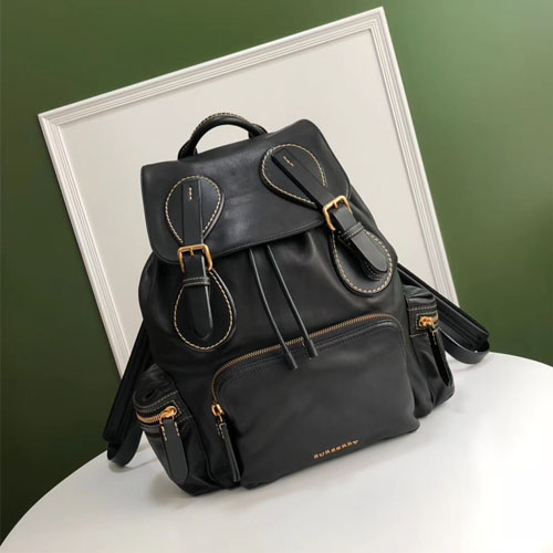 버버리 남여공용 신상 가죽 백팩 40648591 블랙