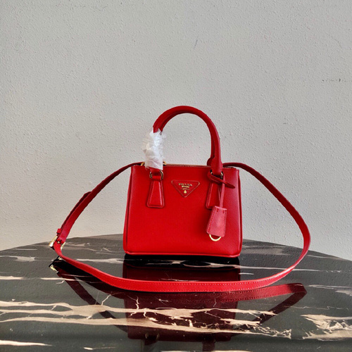 프라다 겔러리아 사피아노 마이크로 백 1BA906 레드