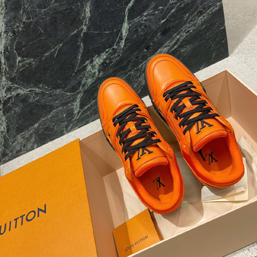 루이비통 남여공용 스니커즈  M0407-2