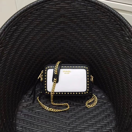 프라다 다이어그램 숄더백 1BH103 화이트