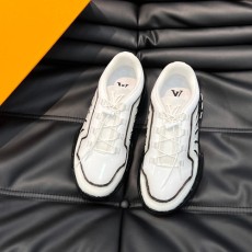 루이비통 남성용 운동화  M0504-1
