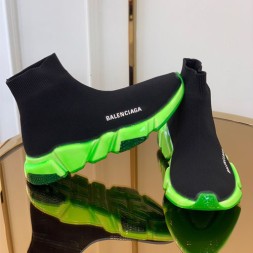 발렌시아가 신상 남여공용 스피드러너 565846