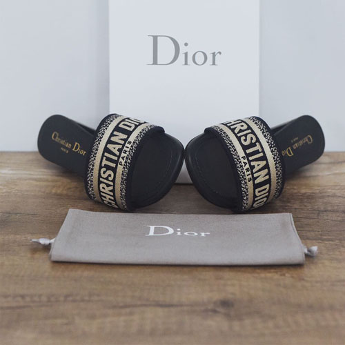 디올 신상 슬리퍼 KDI611 네이비