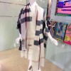 버버리 신상 스카프 BB3629