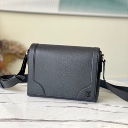 루이비통 뉴 플랩 메신저 M30807 블랙