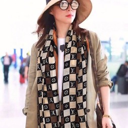 루이비통  신상 스카프 MP2275