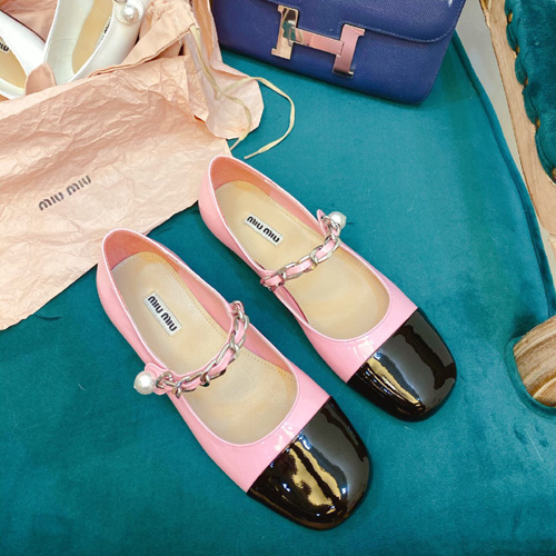 미우미우 신상 샌들 57222-4