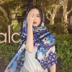 루이비통  신상 스카프 MP2276