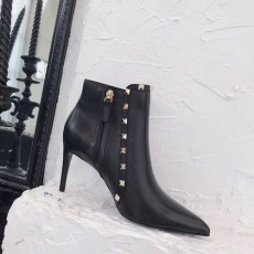 발렌티노 신상 앵글 부츠 NW50057 블랙