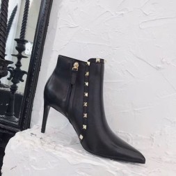 발렌티노 신상 앵글 부츠 NW50057 블랙