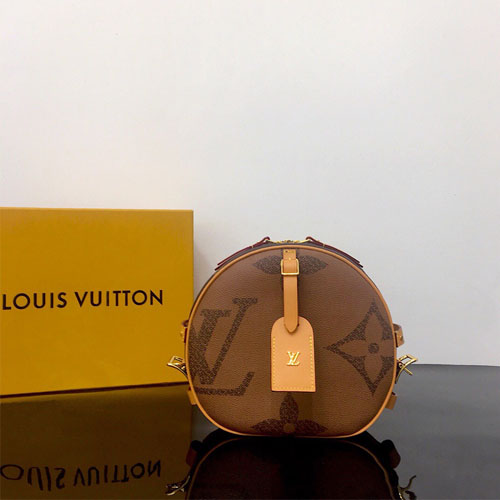 루이비통 부아뜨 샤포 수플 M44604