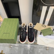 구찌 남여공용  스니커즈  670423-2