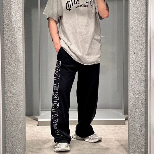 발렌시아가 남여공용 바지 528802