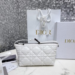 디올 트래블 노마드 미디엄 파우치 S5554 화이트