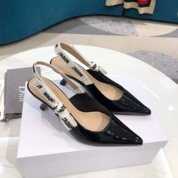 디올  신상 펌프스 KDI545 블랙 에나멜