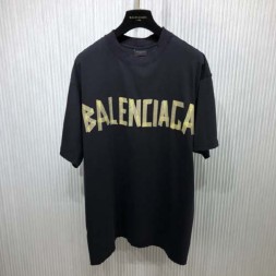 발렌시아가  남여공용 반팔  528788