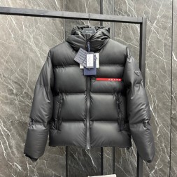 프라다 신상 남성패딩 3A567
