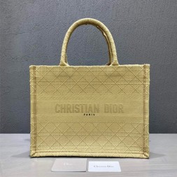 디올 까나쥬 자수 북 토트백 M1296 베이지