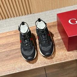 구찌 여성용 운동화 670542-4