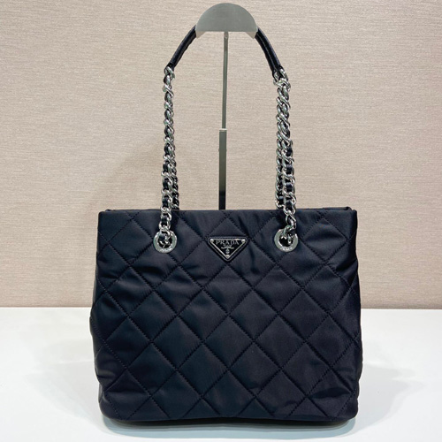 프라다 나일론 숄더백 1BD650