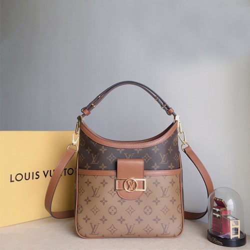 루이비통 도핀 호보백 스몰 M45194
