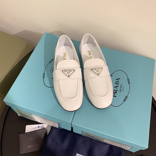 프라다 신상 로퍼 F0783 화이트