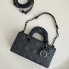 디올  LADY D-JOY 스몰백 M0613 무광 블랙