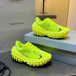 발렌시아가 남여공용 운동화 656079-1