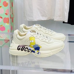 구찌 남여공용 롸이톤 스니커즈 656879-5