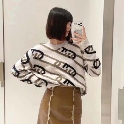 펜디 남여공용 니트 2460363-2