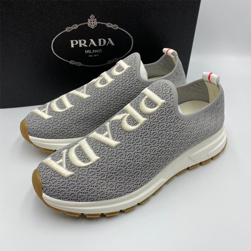 프라다 남성용 신상 스니커즈 F0762 그레이