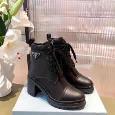 프라다 여성용 앵글부츠 F0825