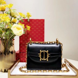 브라운 양가죽 DIORDIRECTION 플랩백 M6810 블랙