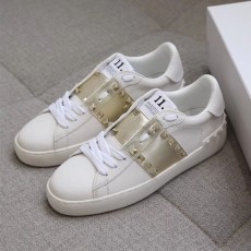 발렌티노 락스터드 남여공용 신상 스니커즈 NW50048 화이트&골드