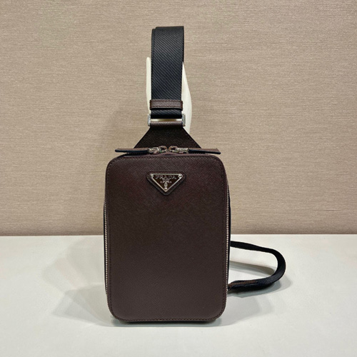 프라다 사피아노 로고 슬링백 2VZ106