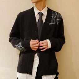 루이비통  남여공용 가디건  M10169