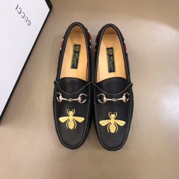 구찌 남성용 신상 로퍼 550056