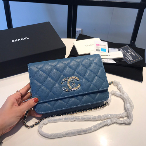 샤넬 WOC 체인 플랩백 AP1794 캐비어 블루