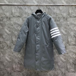 톰브라운 남여공용 패딩 TB8844 그레이