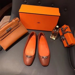 에르메스 신상 플랫 슈즈 H35022 브라운