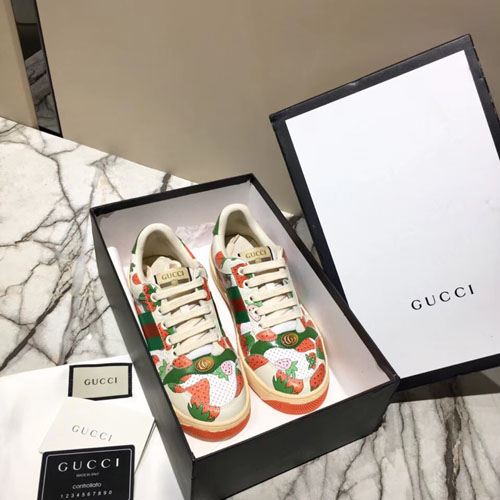 구찌 여성용 신상 스니커즈 550048