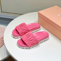 미우미우 신상 슬리퍼 57242-9