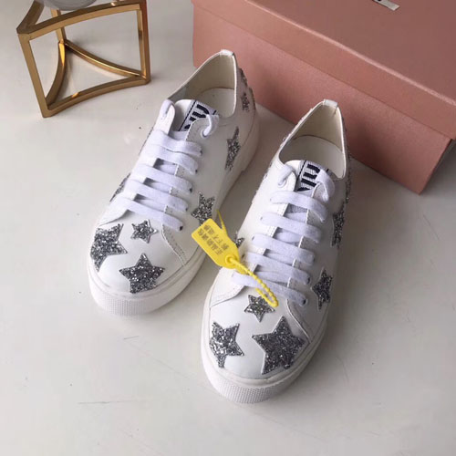 미우미우 신상 스니커즈 57192