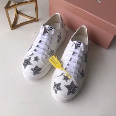 미우미우 신상 스니커즈 57192