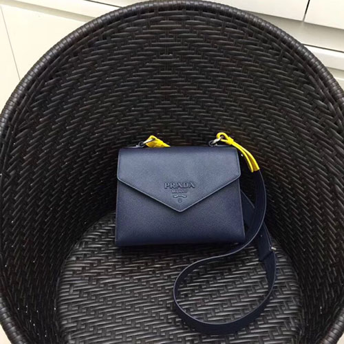 프라다 사피아노 가죽 숄더 백 1BD186 네이비