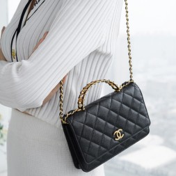 [팬더샵} 샤넬 22ss WOC 탑핸들  AP2804 블랙