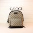 구찌 벌 모양의 GG 수프림 백팩 427042