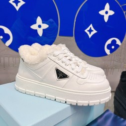 프라다 여성용 스니커즈 F0873-1