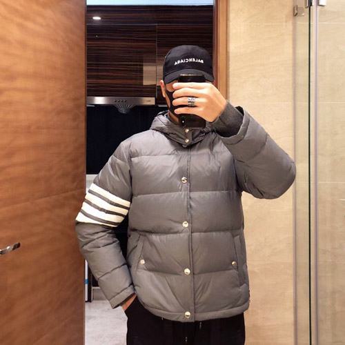 톰브라운 남여공용 패딩 TB8741 그레이